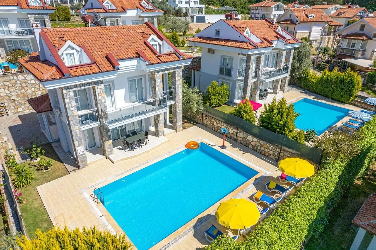 Yasam Park Rena Villalari Oeluedeniz Fethiye Turquie