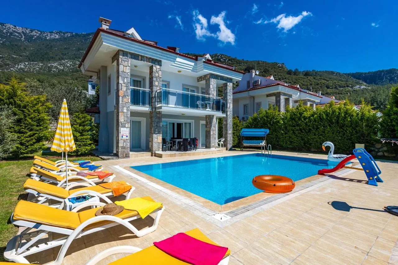Yasam Park Rena Villalari Oeluedeniz Fethiye
