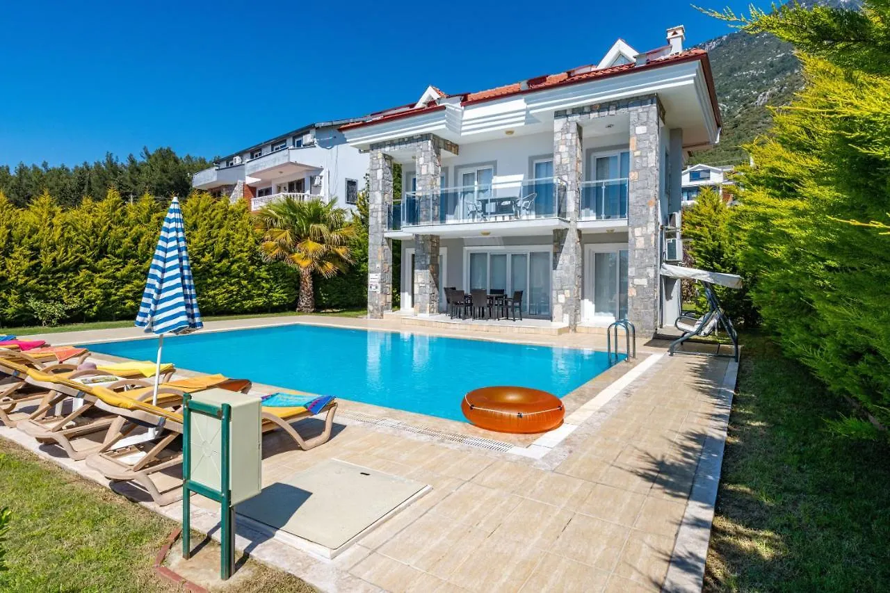 Yasam Park Rena Villalari Oeluedeniz Fethiye 0*,