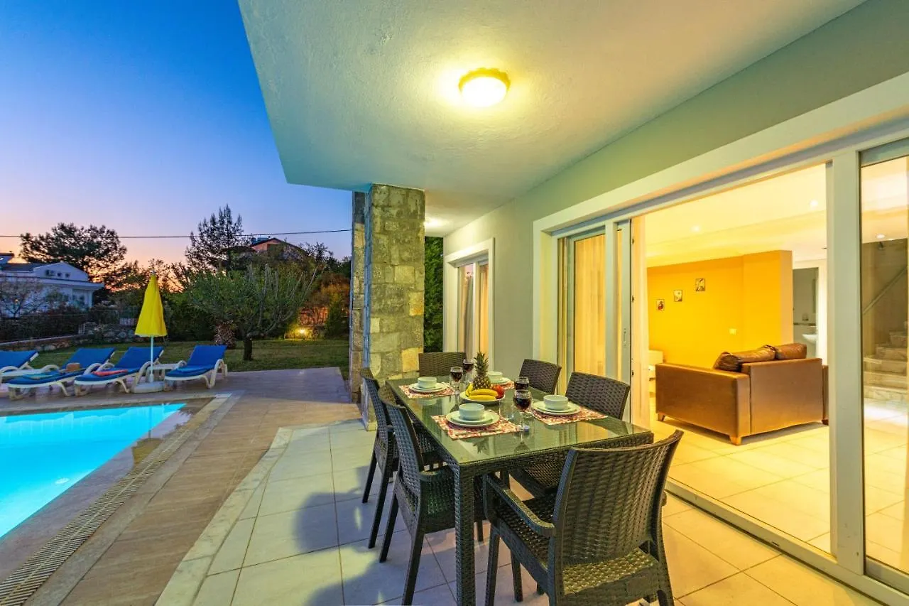 Villa Yasam Park Rena Villalari Oeluedeniz Fethiye